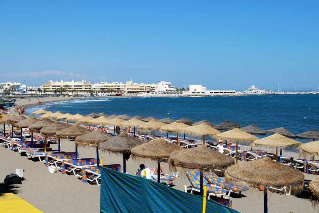 Apartamento Junto Al Mar En Puerto Marina Apartman Benalmádena Kültér fotó